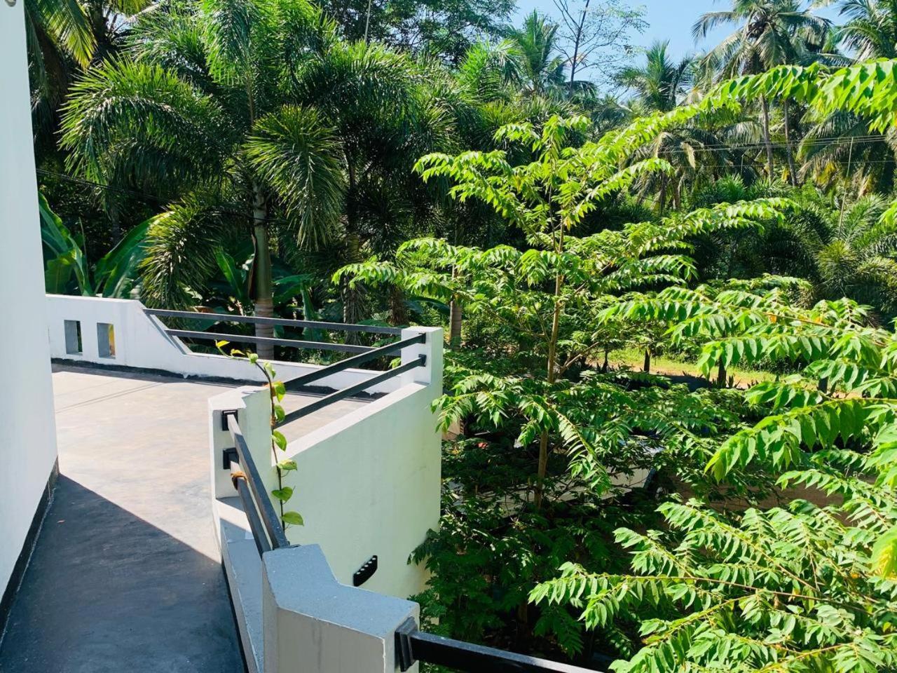 Chill House Safari Resort Udawalawe Exterior photo